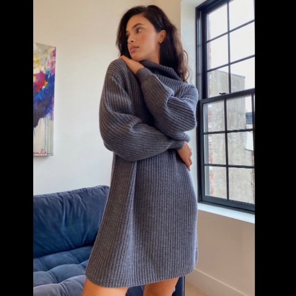 Aritzia Wilfred Montpellier Sweater Dress - Picture 1 of 6